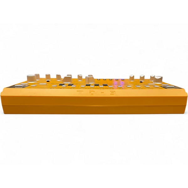 Used Behringer td-3-am Synthesizer