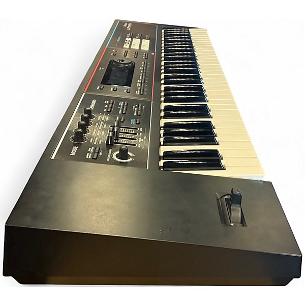 Used Roland JUNO-DS61 Synthesizer