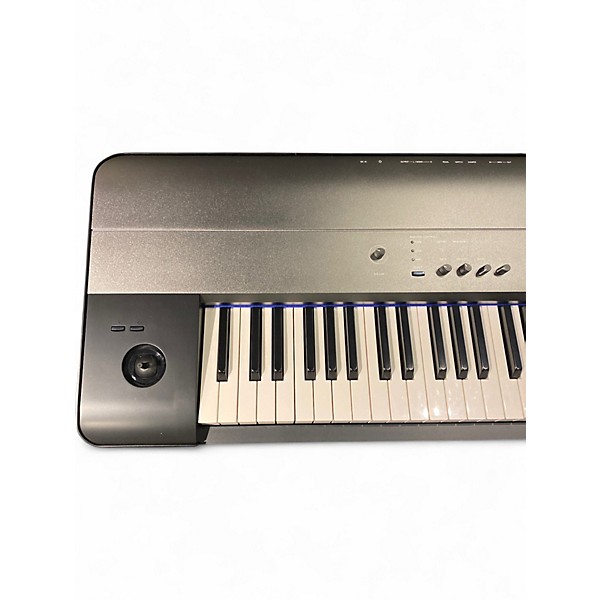 Used KORG Krome EX 88 Keyboard Workstation