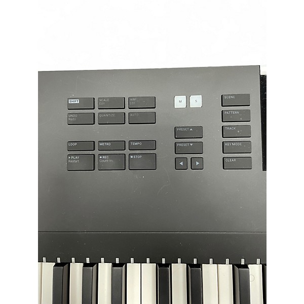 Used Native Instruments Komplete Kontrol S88 MK2 MIDI Controller