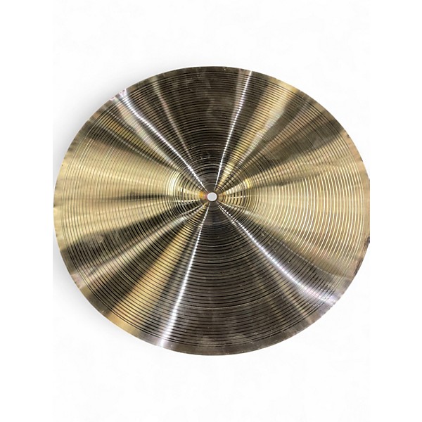 Used Pearl 16in 502 Cymbal
