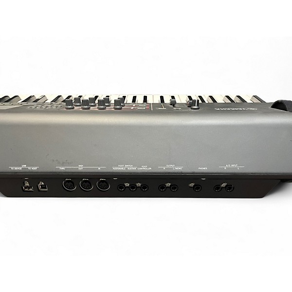 Used Yamaha Motif XF8 88 Key Keyboard Workstation