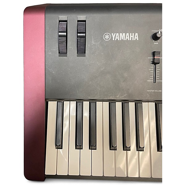 Used Yamaha Motif XF8 88 Key Keyboard Workstation