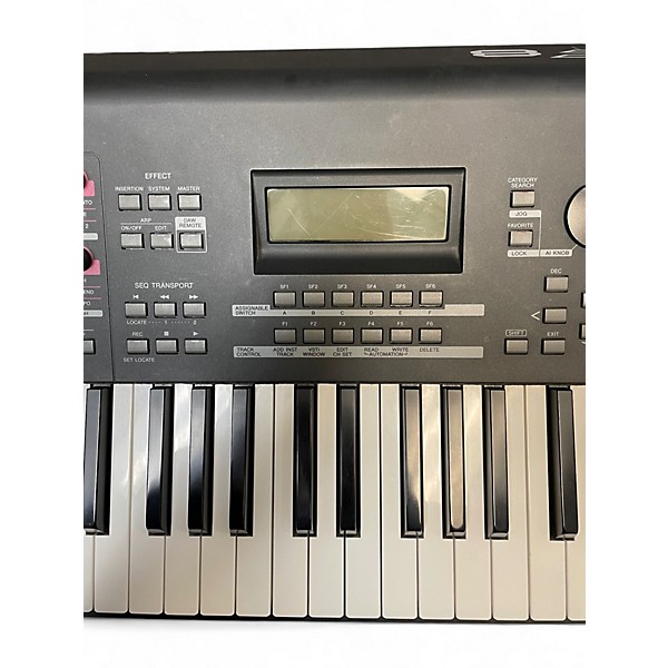 Used Yamaha Motif XF8 88 Key Keyboard Workstation