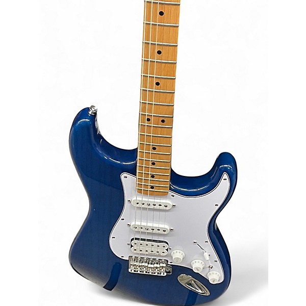 Used Fender Deluxe Players Stratocaster Sapphire Blue Trans Solid Body Electric Guitar