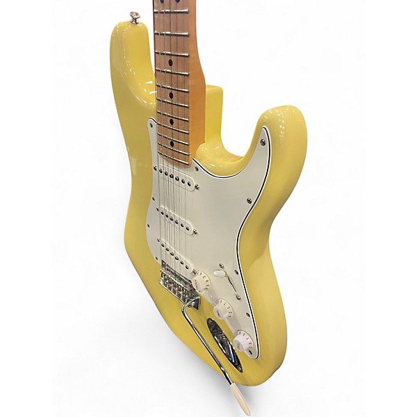 Used Fender Player Stratocaster Buttercream Solid Body Electric Guitar