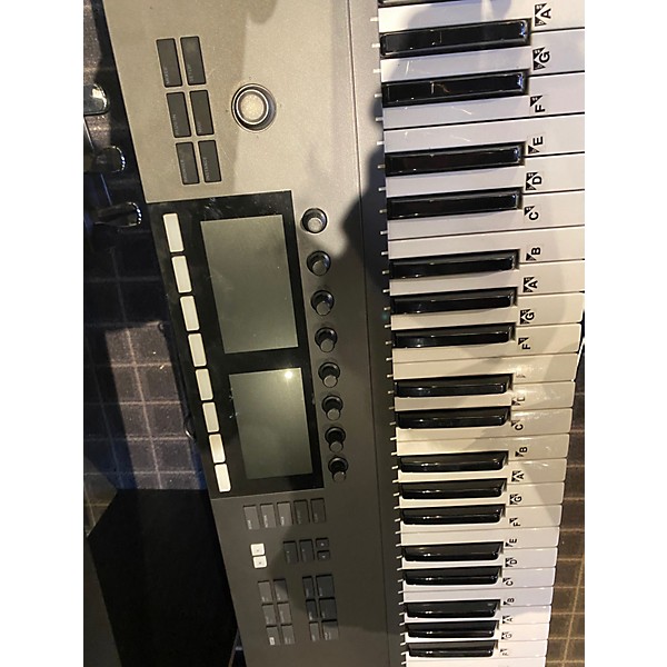 Used Native Instruments Komplete Kontrol S61 MK2 MIDI Controller