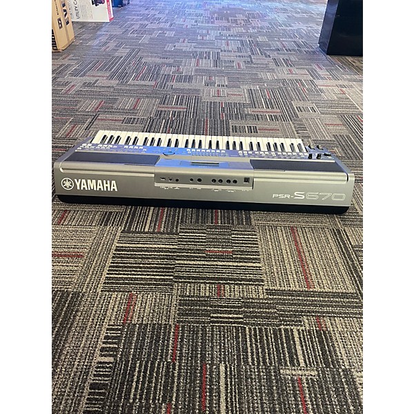 Used Yamaha PSRS670 Arranger Keyboard