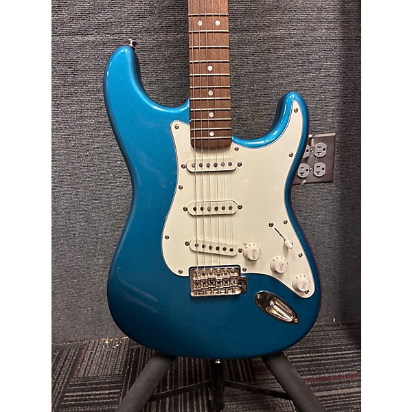Used 2021 Squier Classic Vibe 1960S Stratocaster Lake Placid Blue Solid Body Electric Guitar