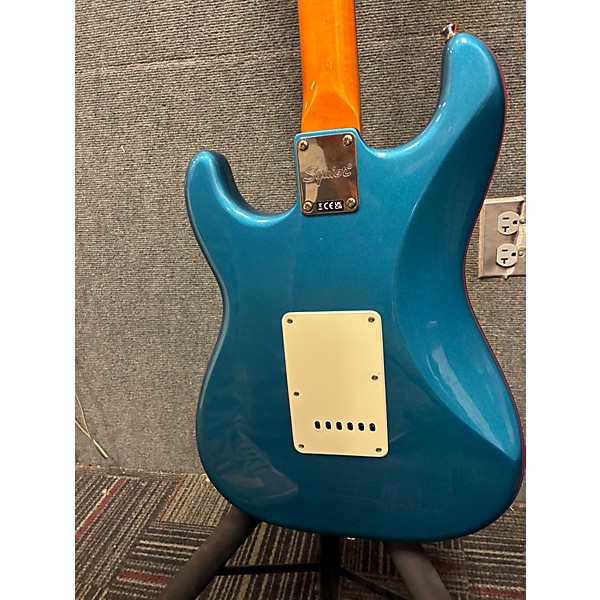 Used 2021 Squier Classic Vibe 1960S Stratocaster Lake Placid Blue Solid Body Electric Guitar
