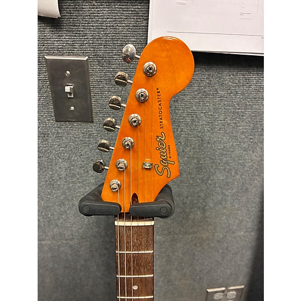 Used 2021 Squier Classic Vibe 1960S Stratocaster Lake Placid Blue Solid Body Electric Guitar