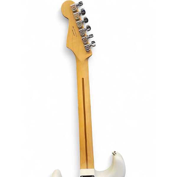 Used Fender Player Stratocaster Polar White Solid Body Electric Guitar