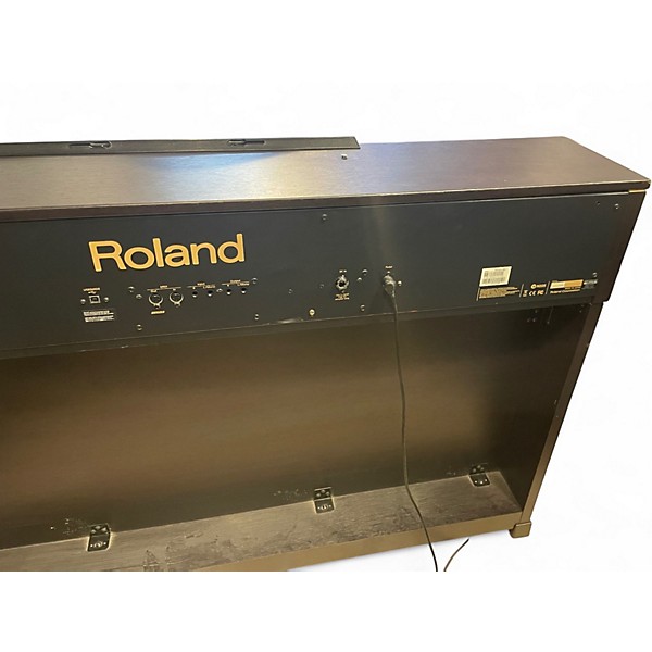 Used Roland HP302 Digital Piano