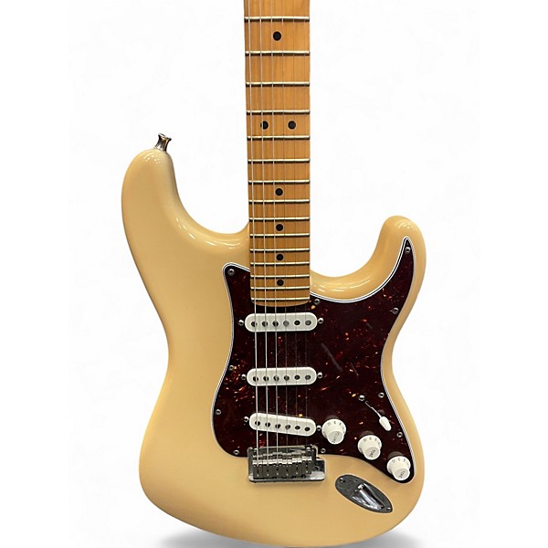 Used Fender 60th Anniversary American Standard Stratocaster Vintage White Solid Body Electric Guitar