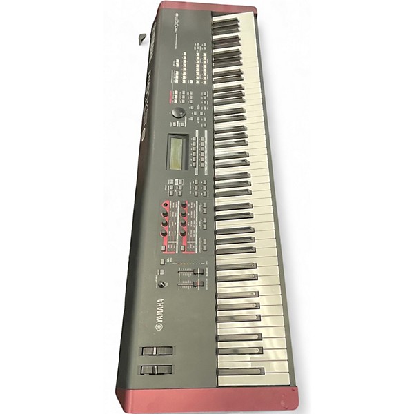 Used Yamaha MOXF8 88 Key Keyboard Workstation