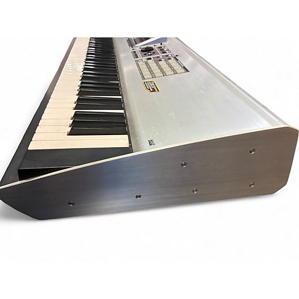 Used Roland FANTOM X8 Arranger Keyboard