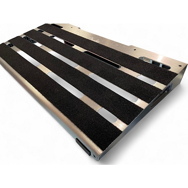 Used Fender Professional Pedalboard with Bag - Medium Pedal Board