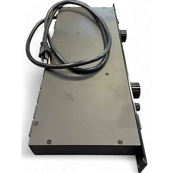 Used Furman M-8LX Power Conditioner