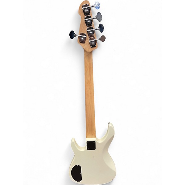 Used Peavey FOUNDATION Cream Electric Bass Guitar