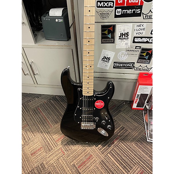 Used Squier Affinity Stratocaster Black Solid Body Electric Guitar
