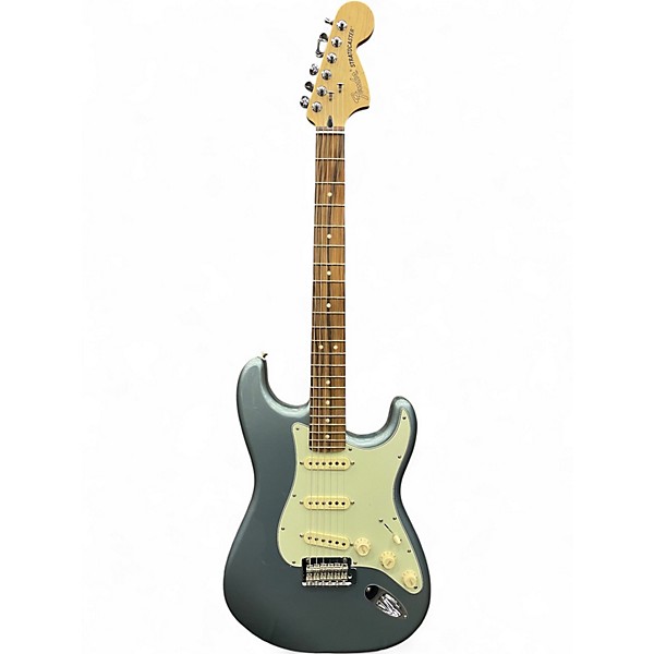 Used 2018 Fender Deluxe Roadhouse Stratocaster Mystic Ice Blue Solid Body Electric Guitar