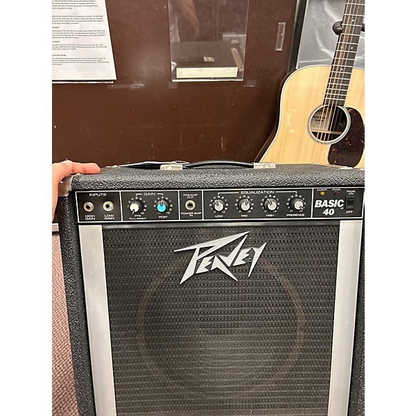 Used Peavey Basic-40 Guitar Cabinet