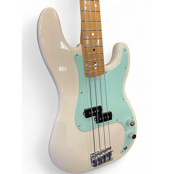 Used Fender Player Precision Bass Alpine White Electric Bass Guitar