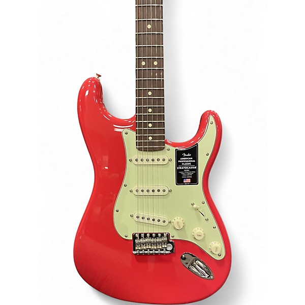 Used Fender American Professional Stratocaster SSS Dakota Red Solid Body Electric Guitar