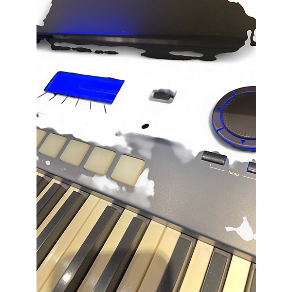 Used Kurzweil PC3 LE8 88 Key Keyboard Workstation