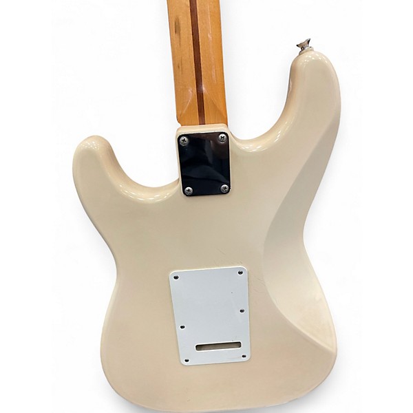 Used Fender Standard Stratocaster Arctic White Solid Body Electric Guitar