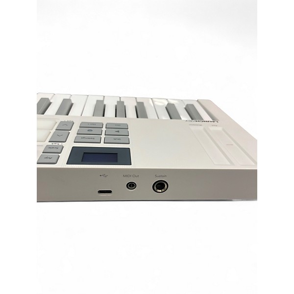 Used Novation LAUNCHKEY MINI 37 MIDI Controller