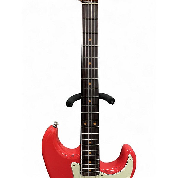Used Fender AMERICAN VINTAGE II 61 STRATOCASTER Fiesta Red Solid Body Electric Guitar