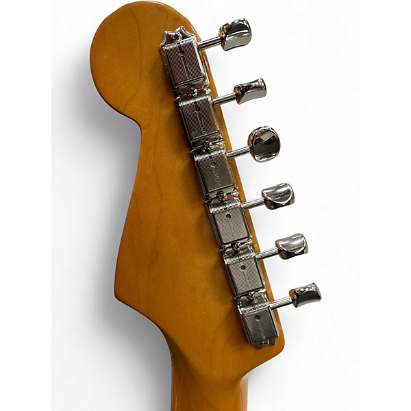 Used Fender AMERICAN VINTAGE II 61 STRATOCASTER Fiesta Red Solid Body Electric Guitar