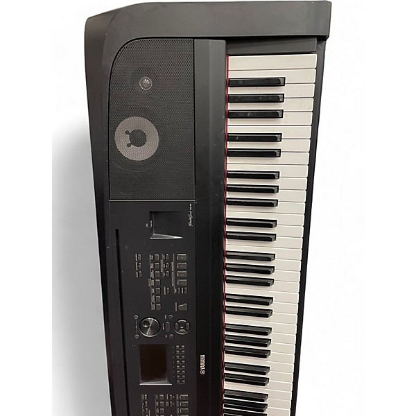 Used Yamaha DGX670 Digital Piano