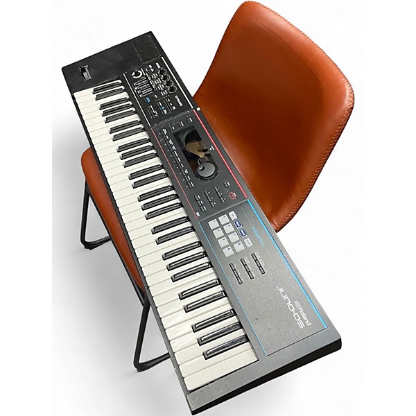 Used Roland JUNO DS61 Keyboard Workstation