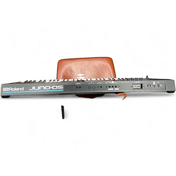 Used Roland JUNO DS61 Keyboard Workstation