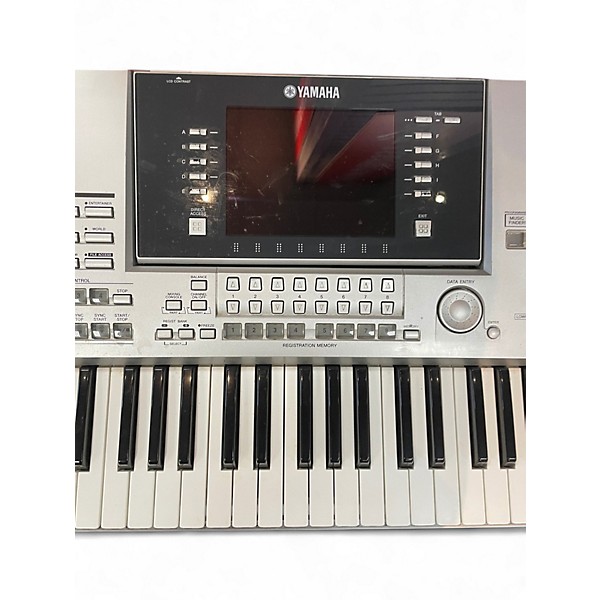 Used Yamaha Tyros 2 Keyboard Workstation