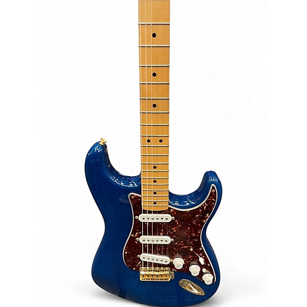 Used Fender Deluxe Players Stratocaster Blue Solid Body Electric Guitar