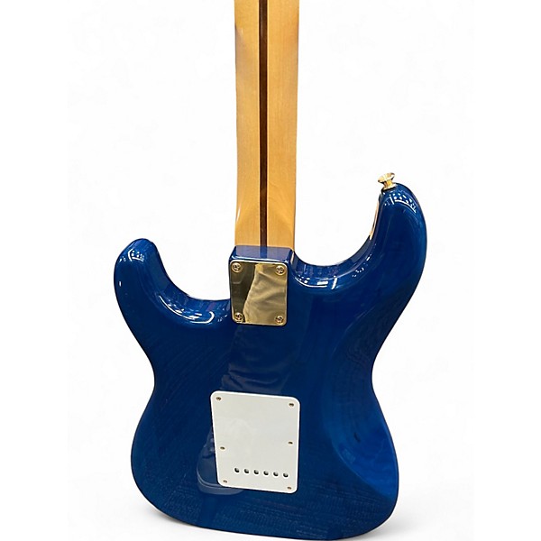 Used Fender Deluxe Players Stratocaster Blue Solid Body Electric Guitar