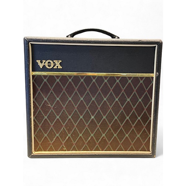 Used VOX V9168R Pathfinder 15R 15W 1X8 Guitar Combo Amp