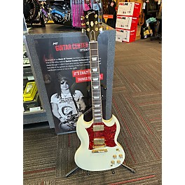 Used Gibson SG Standard Alpine White Solid Body Electric Guitar