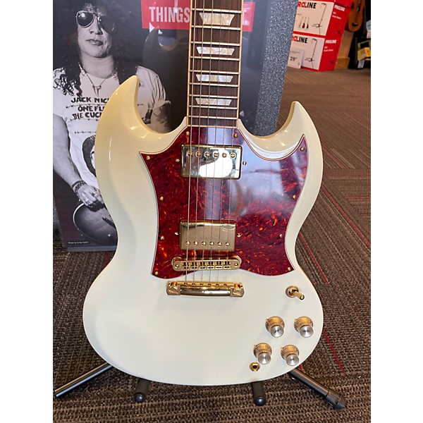 Used Gibson SG Standard Alpine White Solid Body Electric Guitar