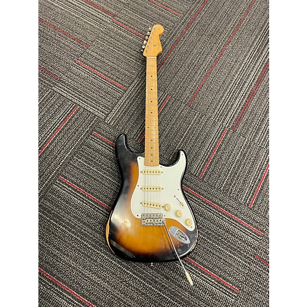 Used 2019 Fender Road Worn 1950S Stratocaster 2 Tone Sunburst Solid Body Electric Guitar