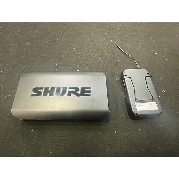 Used Shure PGA31 BLC J11 WIRELESS BODYPACK SYSTEM Headset Wireless System