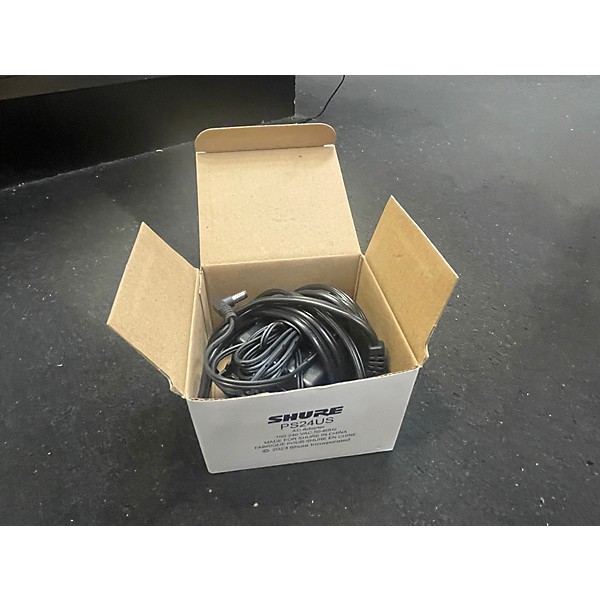 Used Shure PGA31 BLC J11 WIRELESS BODYPACK SYSTEM Headset Wireless System