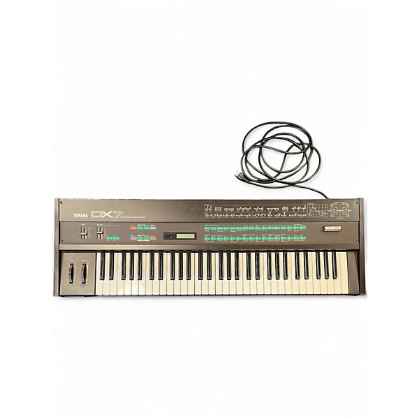 Used Yamaha dx7 Keyboard Workstation