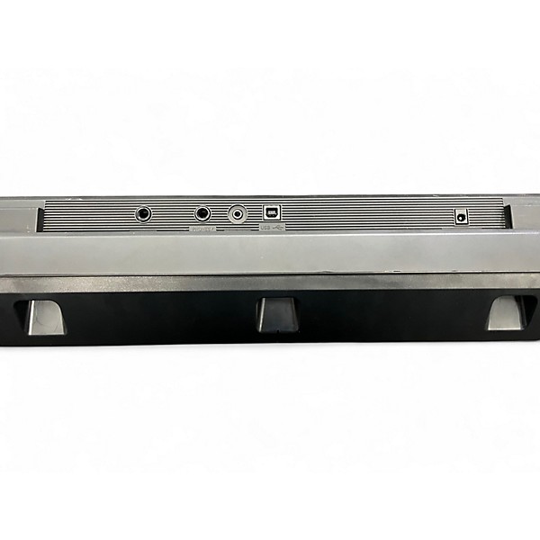 Used Yamaha PSREW300 76 Key Portable Keyboard
