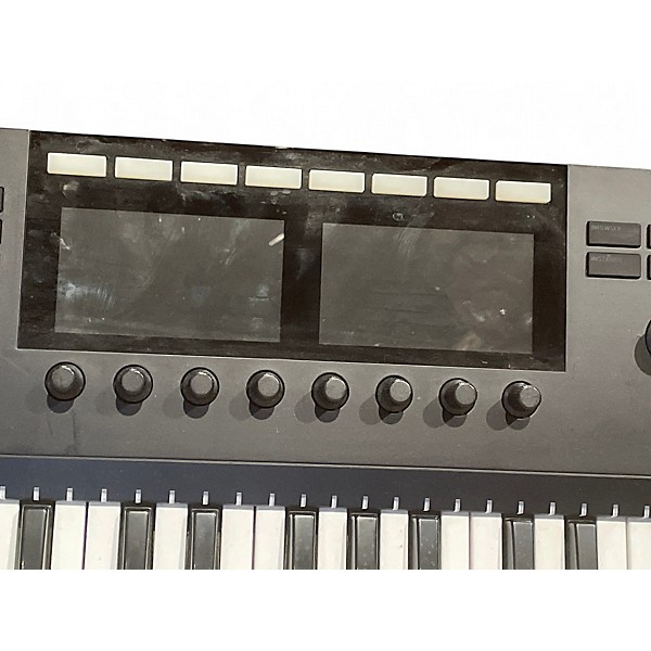 Used Native Instruments Komplete Kontrol S61 MKII MIDI Controller