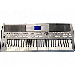 Used Yamaha PSRS670 Arranger Keyboard