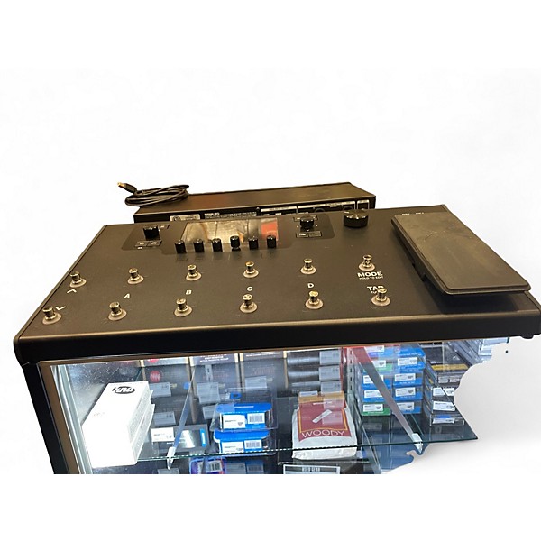 Used Line 6 Helix LT Effect Processor